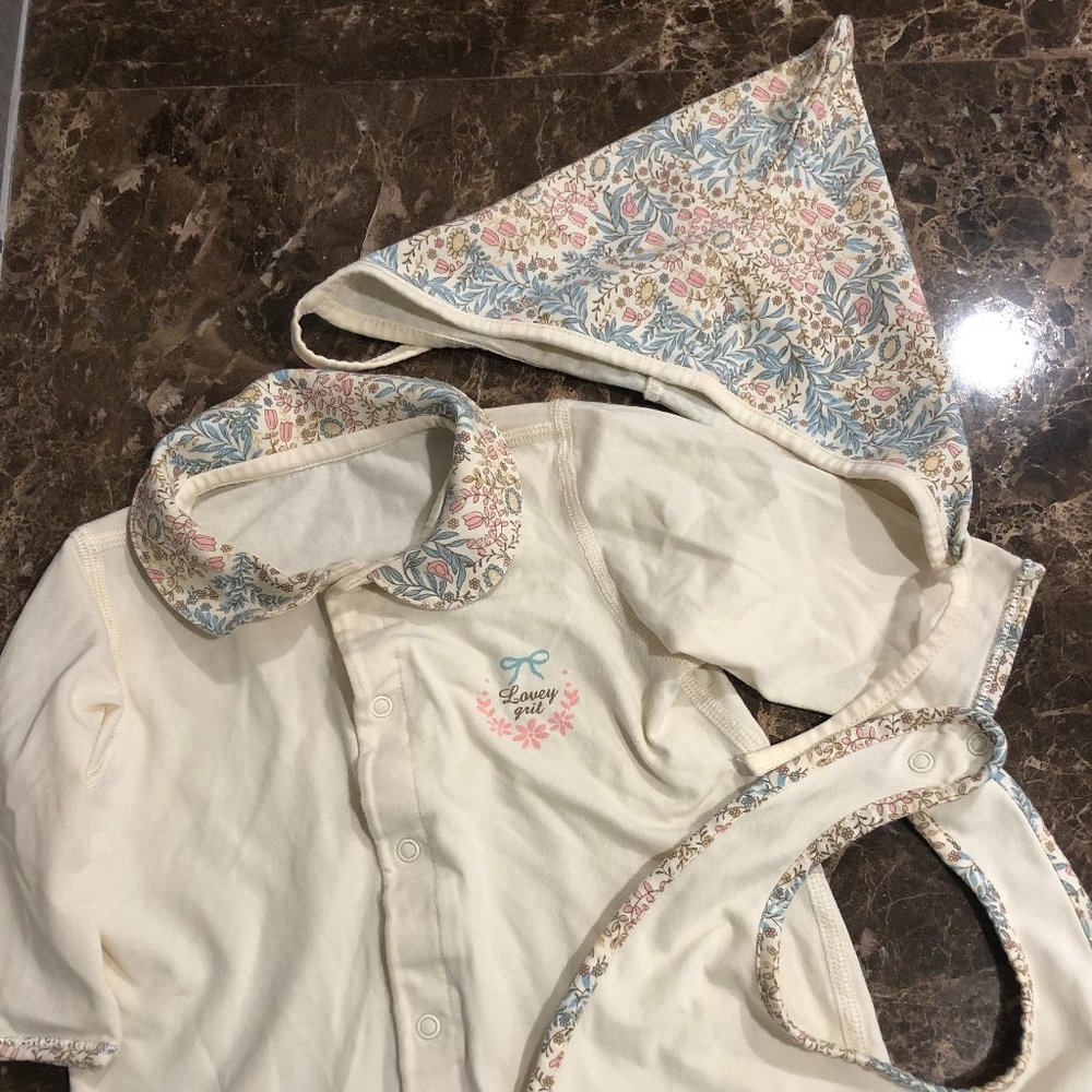 Les Enphants floral bodysuit hat bib outfit 9M